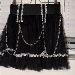 ROMWE Black and White Lace Chain Mini Skirt
